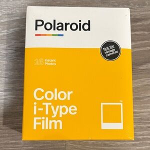 Polaroid Color i-Type Film in Yellow Box